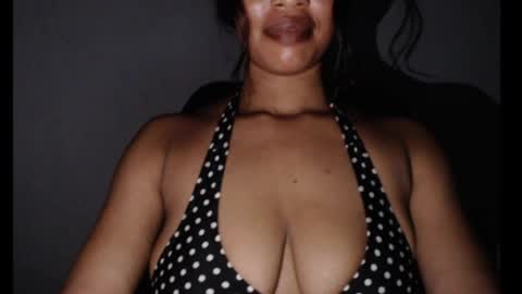 ESTHER online show from May 2026 06:09:01 PM