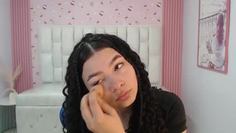 Shalon  online show from January 2026 01:05:02 PM