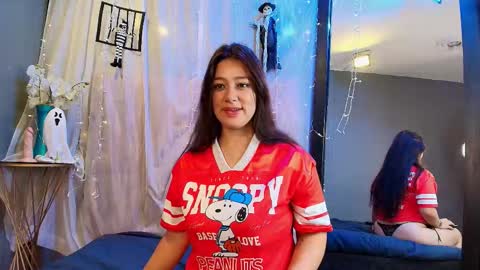 Snapshot of shalyn_lux chatting on October 2025 03:25:01 AM shalyn_lux online show from October 2025 03:25:01 AM