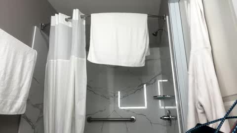 Shaman Woman online show from January 2025 11:24:01 PM