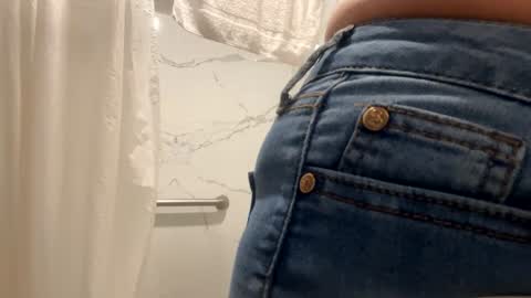 Shaman Woman online show from January 2025 04:58:01 AM