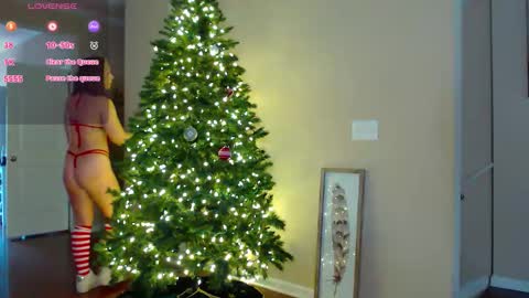 Snapshot of shameless_shalynn chatting on December 2025 04:24:02 PM Shalynn online show from December 2025 04:24:02 PM