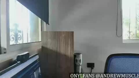 Shane online show from February 2025 04:16:01 PM