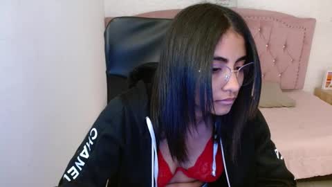 shanelle online show from February 2025 06:31:01 AM