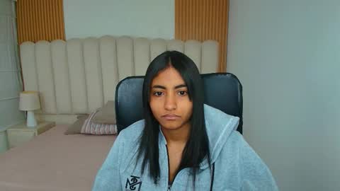 shanelle online show from February 2026 03:01:02 AM