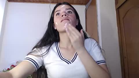 shanel_lozano online show from September 2025 05:02:02 PM