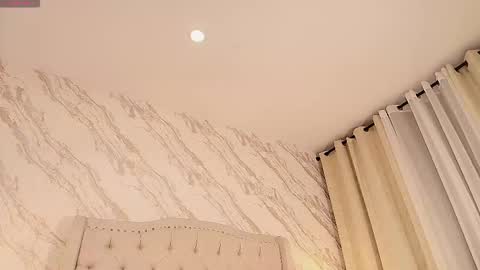 Snapshot of shanell__hott chatting on December 2025 04:53:02 AM shanell online show from December 2025 04:53:02 AM