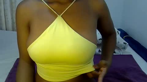 Snapshot of shanell_kiss chatting on June 2026 12:33:02 AM shanell kiss online show from June 2026 12:33:02 AM