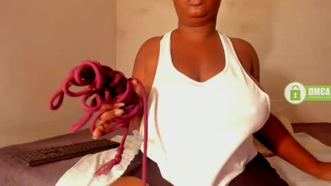 Danna online show from May 2026 08:16:02 PM