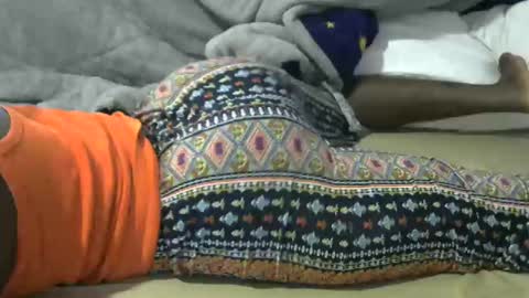 Snapshot of shaniz45 chatting on January 2025 06:21:01 AM shaniz45 online show from January 2025 06:21:01 AM