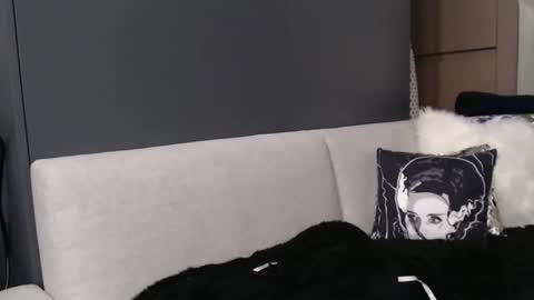 Snapshot of shannon07 chatting on December 2024 02:28:01 AM Shannon07 online show from December 2024 02:28:01 AM