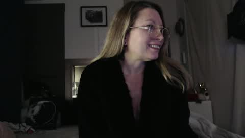 Snapshot of shannon07 chatting on December 2024 11:54:02 AM Shannon07 online show from December 2024 11:54:02 AM