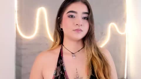 Shanntal  online show from February 2026 12:59:02 PM