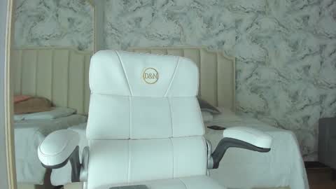 Shantal online show from February 2026 10:32:02 AM