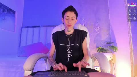 Shantal online show from May 2026 01:42:02 PM