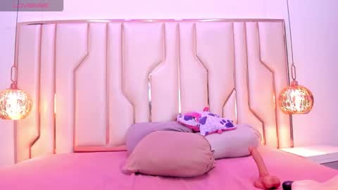 Shantal online show from March 2026 02:52:02 AM