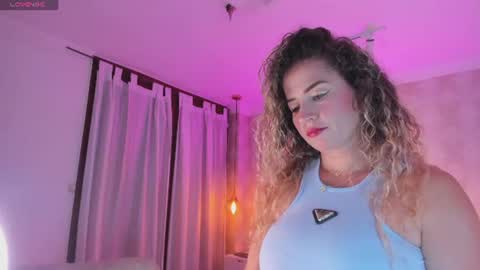 Snapshot of shantalll__ chatting on June 2026 10:57:02 AM Shantal online show from June 2026 10:57:02 AM