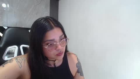 Shantall online show from October 2025 09:26:02 PM