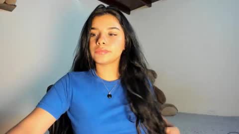 Snapshot of shara_jones chatting on September 2025 06:35:02 AM Sara online show from September 2025 06:35:02 AM