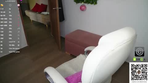 Snapshot of sharai_ chatting on December 2025 06:50:01 PM Lau online show from December 2025 06:50:01 PM