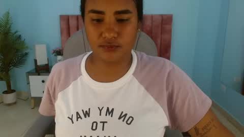 sharis_ online show from April 2026 01:05:01 PM