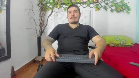 Snapshot of sharkmerlin chatting on November 2025 09:36:01 PM jhon deibyd online show from November 2025 09:36:01 PM