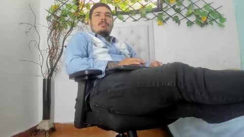 Snapshot of sharkmerlin chatting on December 2025 03:39:02 PM jhon deibyd online show from December 2025 03:39:02 PM