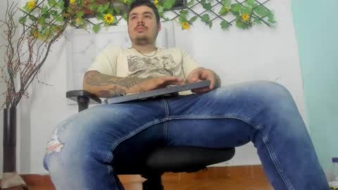 Snapshot of sharkmerlin chatting on December 2025 03:22:02 AM jhon deibyd online show from December 2025 03:22:02 AM