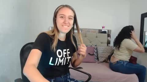 Snapshot of sharlotte__jones chatting on February 2025 02:23:02 PM Sara online show from February 2025 02:23:02 PM