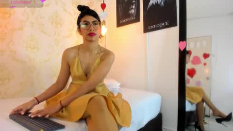 Snapshot of sharon_leather chatting on February 2026 12:34:02 PM sharon_leather online show from February 2026 12:34:02 PM