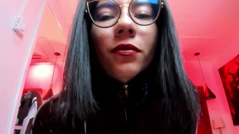 Sharon online show from September 2025 12:53:01 PM