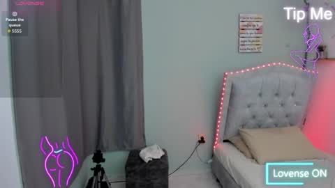 Snapshot of sharonblake5 chatting on July 2026 11:29:01 PM M A G N O online show from July 2026 11:29:01 PM