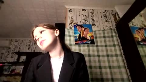 Nika online show from May 2026 03:30:02 PM
