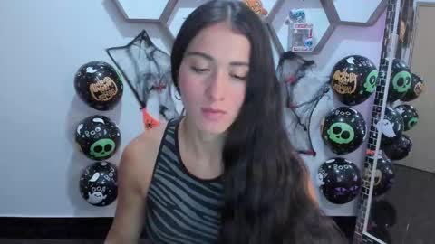 Sharon online show from October 2025 08:21:02 PM