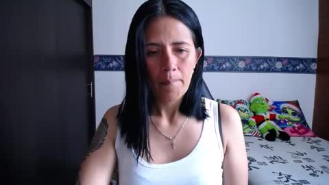 Snapshot of sharoon__cherry_ chatting on November 2025 01:23:01 PM sharon online show from November 2025 01:23:01 PM