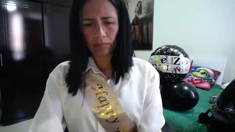 Snapshot of sharoon__cherry_ chatting on December 2025 05:31:02 PM sharon online show from December 2025 05:31:02 PM