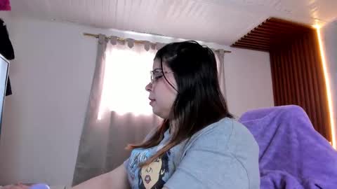 Snapshot of shasha_bloom chatting on September 2025 07:47:02 PM SASHA BLOOM online show from September 2025 07:47:02 PM