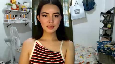 shasha online show from November 2025 01:04:02 AM