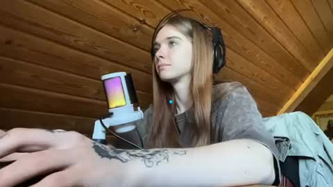 Snapshot of shavonflosi chatting on June 2026 04:11:02 AM Maria online show from June 2026 04:11:02 AM