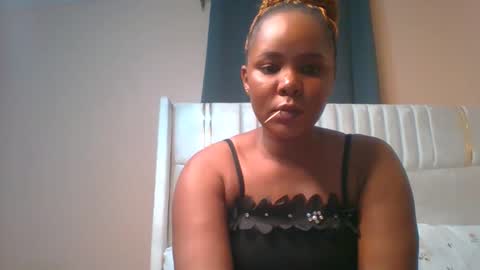 Snapshot of shay_diva chatting on October 2025 07:47:02 PM Shay diva online show from October 2025 07:47:02 PM