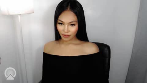 Snapshot of shealana69 chatting on December 2025 09:20:01 PM MY IG Shealana69 online show from December 2025 09:20:01 PM