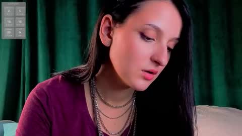 Snapshot of sheenagear chatting on September 2025 01:15:01 PM sheenagear online show from September 2025 01:15:01 PM