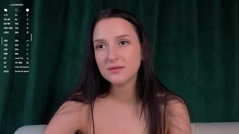 Snapshot of sheenagear chatting on November 2025 01:13:01 PM sheenagear online show from November 2025 01:13:01 PM