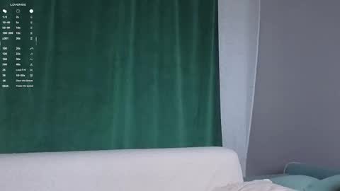 Snapshot of sheenagear chatting on November 2025 01:06:01 PM sheenagear online show from November 2025 01:06:01 PM