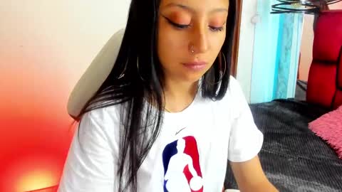 Snapshot of sheilly_brown chatting on October 2025 07:32:01 PM sheilly_brown online show from October 2025 07:32:01 PM