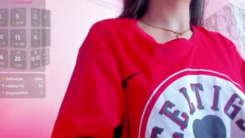 Snapshot of sheilly_brown chatting on December 2025 09:47:01 AM sheilly_brown online show from December 2025 09:47:01 AM