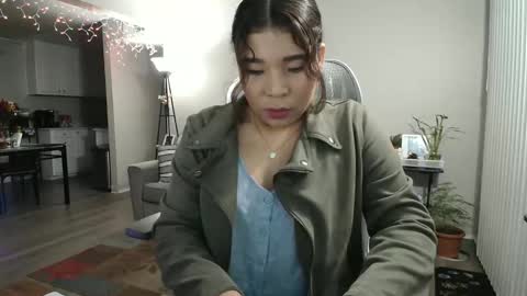 Snapshot of sheilyn_smith chatting on November 2025 05:40:02 AM sheilyn_smith online show from November 2025 05:40:02 AM