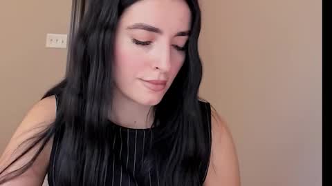 sheisallthat online show from November 2025 09:13:02 PM