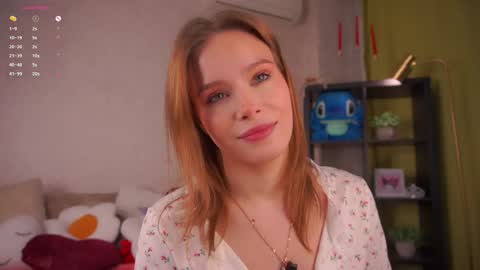 Lina online show from March 2026 02:06:02 AM