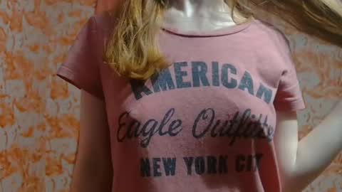 Erika online show from January 2025 03:45:01 AM